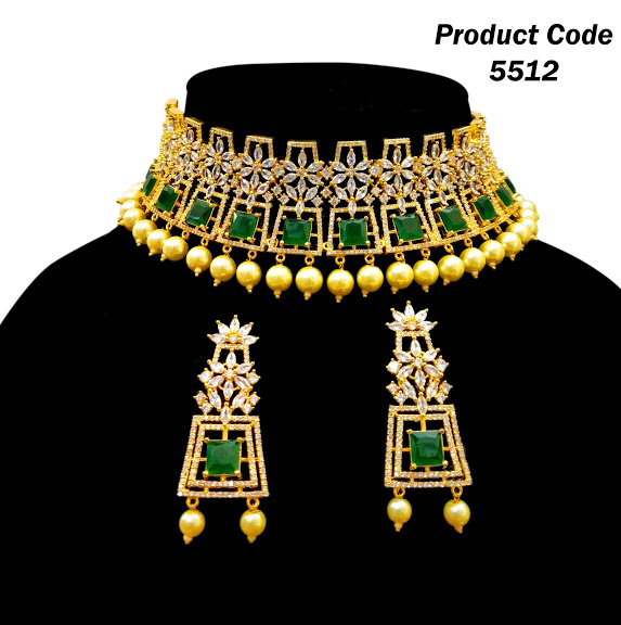 Golden and green colour choker necklace 